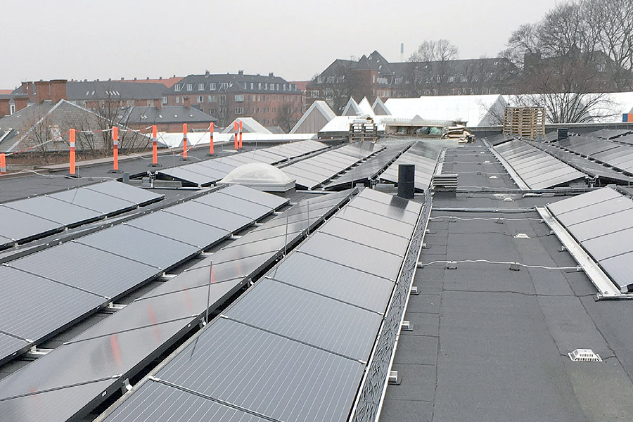 Solceller Panum Mærskbygningen - Solar Polaris - Betalt af solen